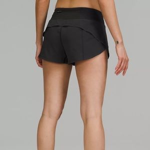 Lululemon speed up shorts - low rise. Size 8. 2.5”